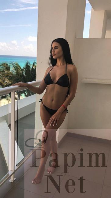 Üniversiteli Konya Escort Bayan Merve Tatlı Sözleriyle Etkiler