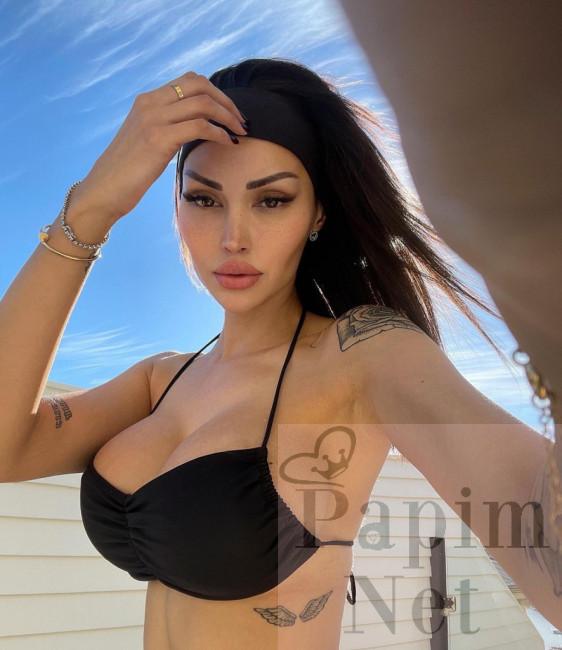 Birçok pozisyonda sevişen Halkalı escort bayan Ayla