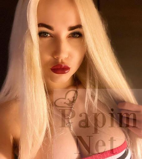 Rus Taksim escort bayan Nataşa Kaliteyi iyi bilir