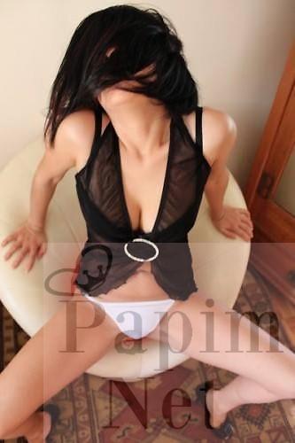 Esmer zayıf Antalya escort Banu