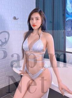 Tutkulu Ümraniye escort bayan Selin sizi çok zevklendiriyor