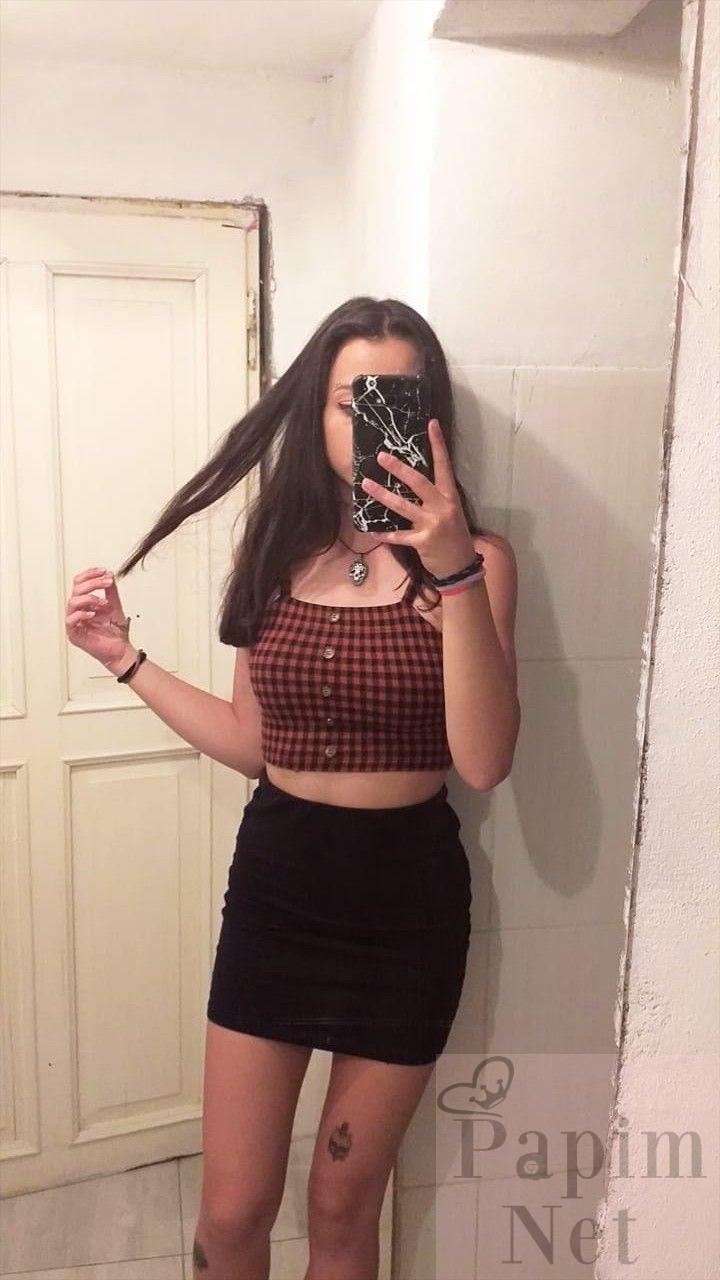 Grup seks yaşayan olgun Ataşehir escort bayan Zerrin