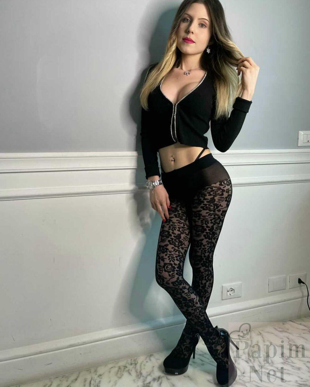 Kondom sınırı olmayan Mersin escort bayan Esra