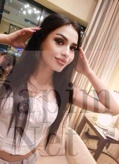 Muhteşem güzelliği ile büyüleyen Ankara escort bayan Ahu