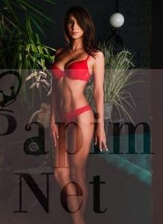 Cinsel partneriniz olmak isteyen Ankara escort bayan Berna