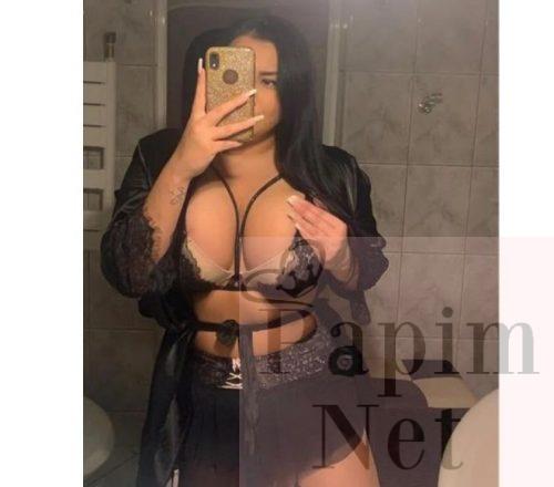 Olgun eve gelen Başakşehir escort Mercan