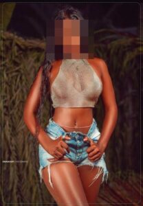 Yavuzeli Siyahi Escort Pamela Anal Seks Yapıyor