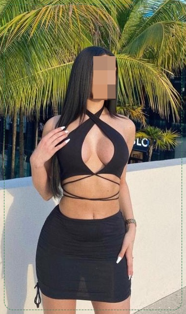 Konya VİP Escort Ela Kaliteli Seks Görüşmesi Yapıyor